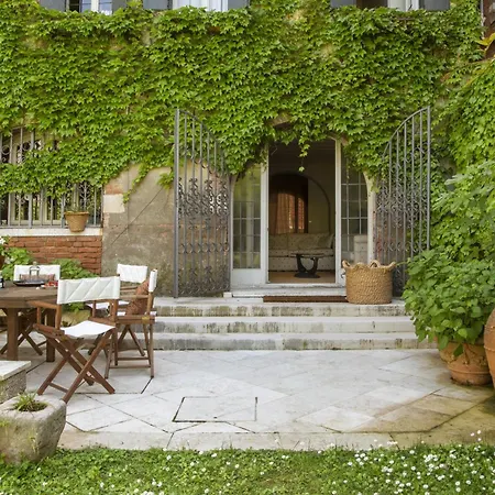 Rio Barnaba Grande - With Garden & Terrace - Locappart Apartamento Venecia