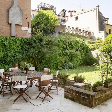 Rio Barnaba Grande - With Garden & Terrace - Locappart Apartamento